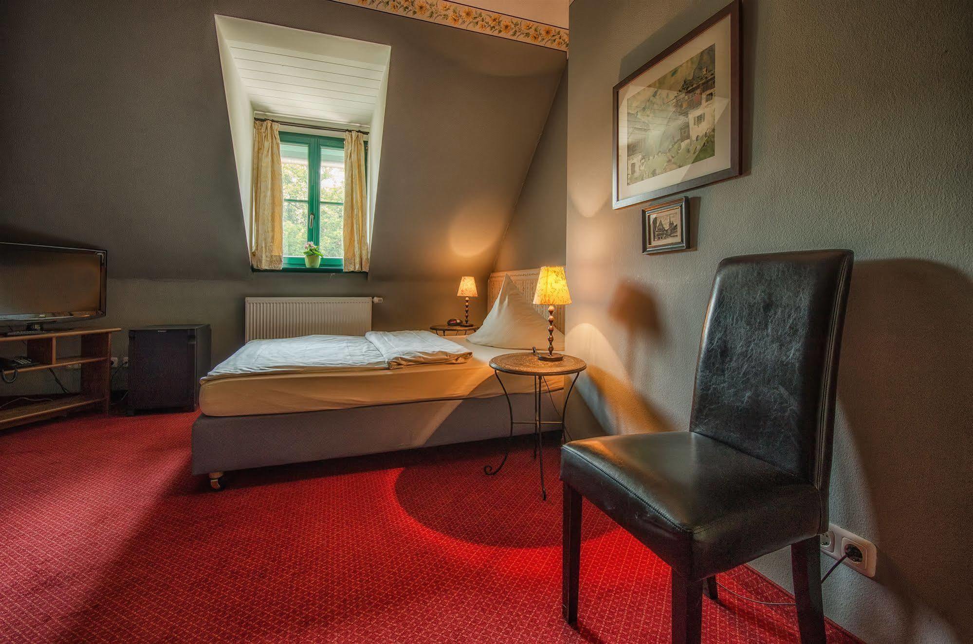 Hotel Zur Henne Naumburg  Kültér fotó